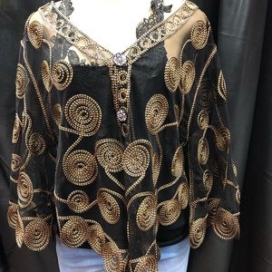 Elegant gold mesh blazer ..!💛🌻🖤